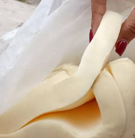 ESPUMA DE POLIURETANO DE MEDIA DENSIDAD, PIEZAS DE 74" X 54" X 1/2" (REF. 1.2036)