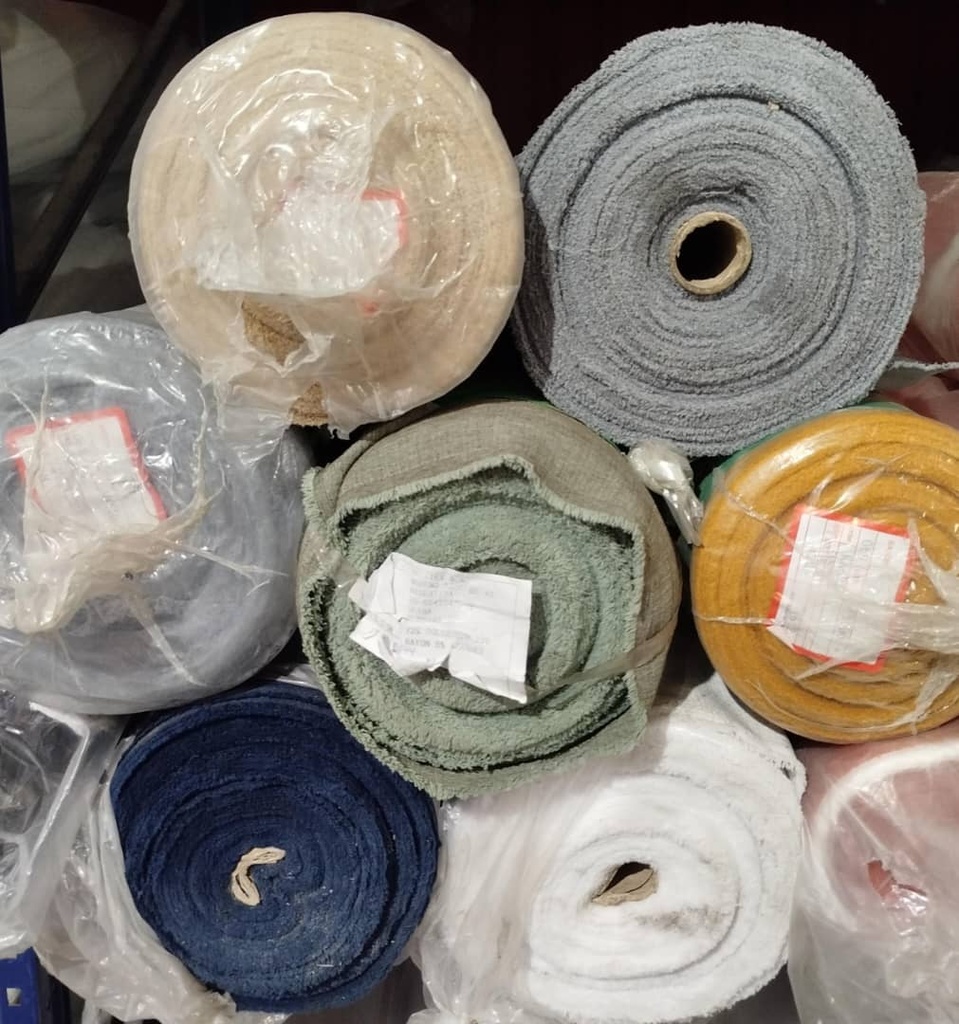 TEJIDO CAPRICE, 1.50M (60") DE ANCHO, 100% POLIESTER, LISO COLORES SURTIDOS. (E-16/22)