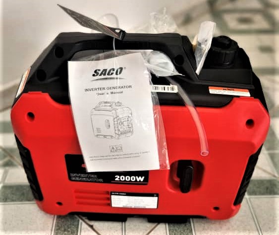 GENERADOR A GASOLINA DE 2000W, 120V-60HZ/13.3A, COMP. PLÁSTICO Y
METAL, DIM. 51x29.5x44, MARCA SACO
