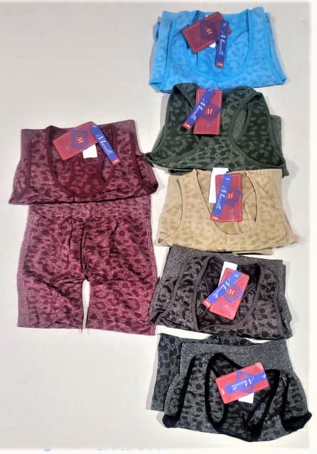 CONJUNTO P/DAMAS, COMPOSICIÓN 90% POLIÉSTER 10% ELÁSTICO, MARCA MARCELLA. HM-672