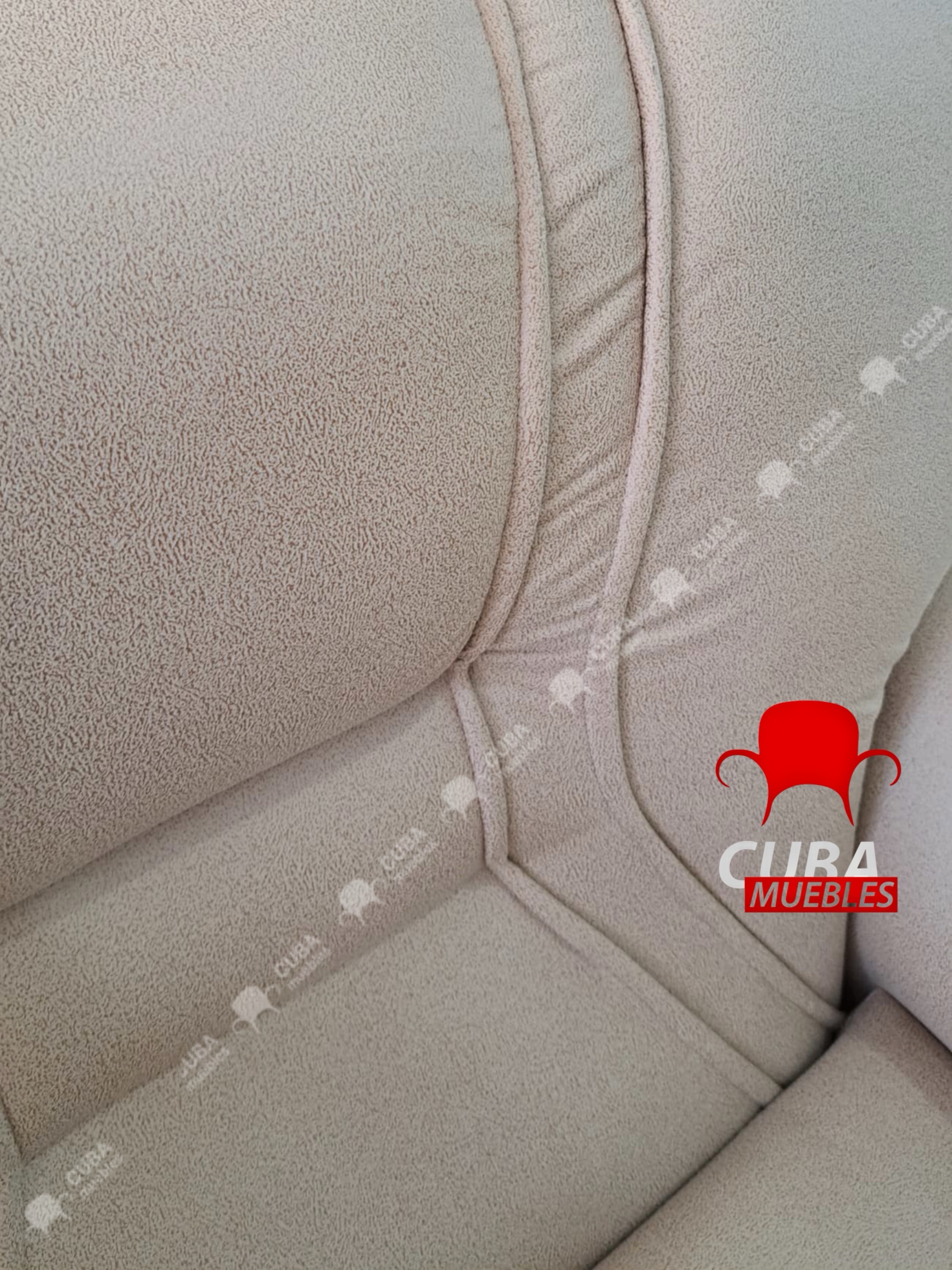 Brasileño Mini polipiel beige. Disponible.