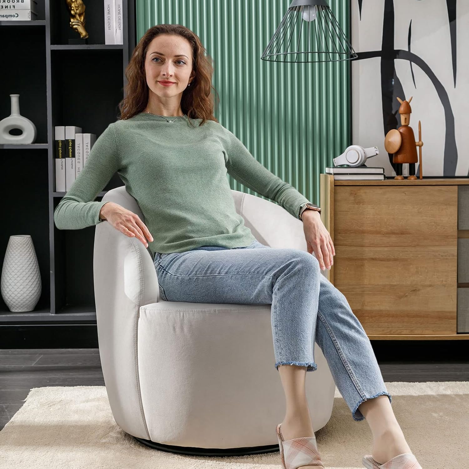Butaca Roxy, giratoria tapizada con brazo redondo moderno, giratorio de 360 grados.