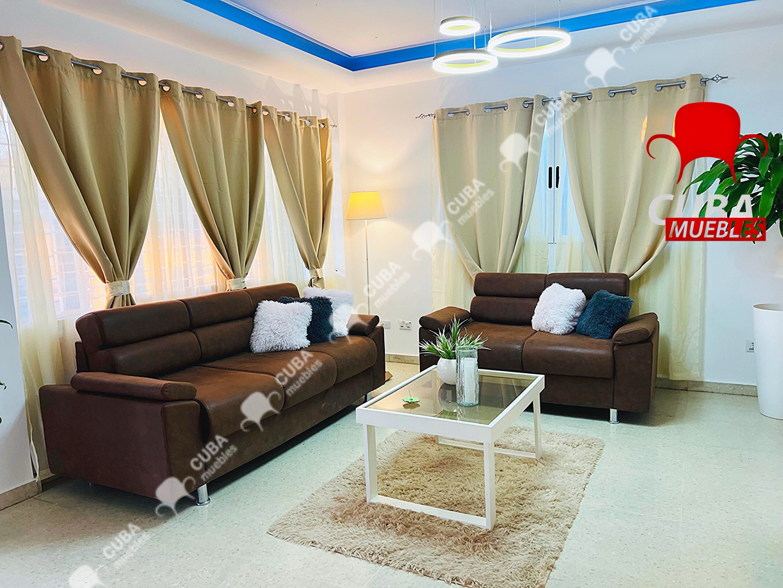 Andrea Tiny sofá de 3 y sofá de 2.