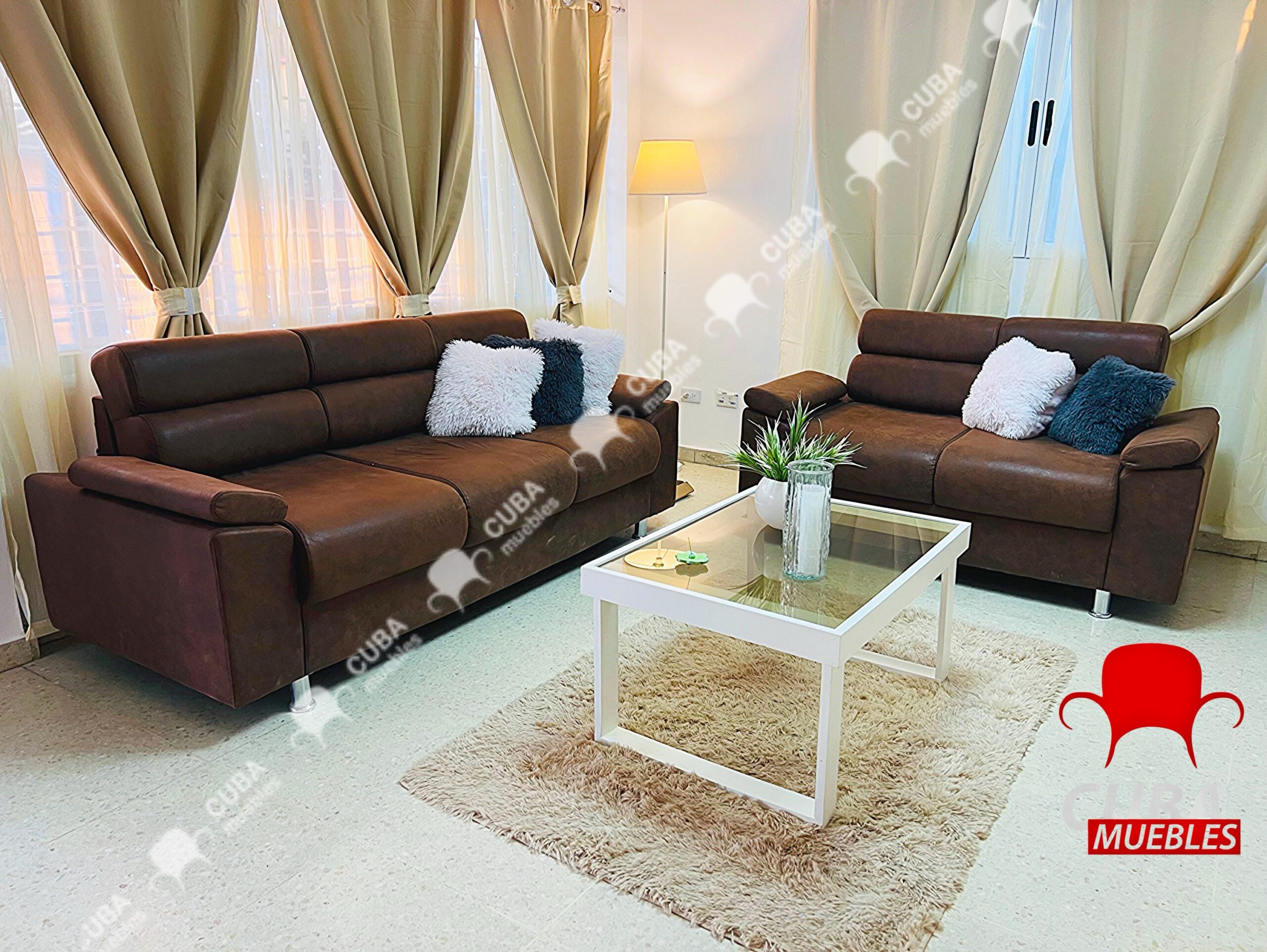 Andrea Tiny sofá de 3 y sofá de 2.