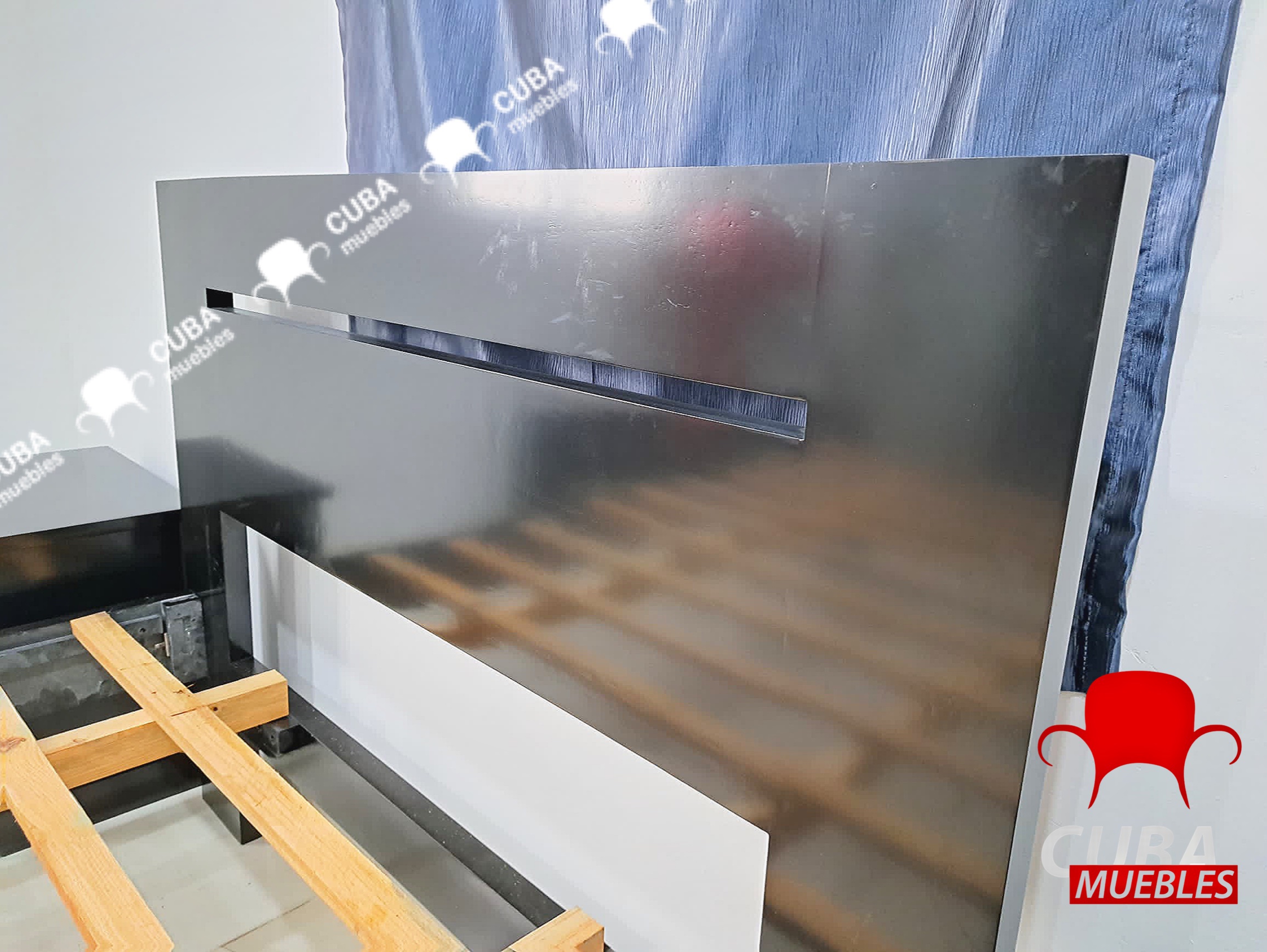 Cama Habanera en acabado negro medida camera