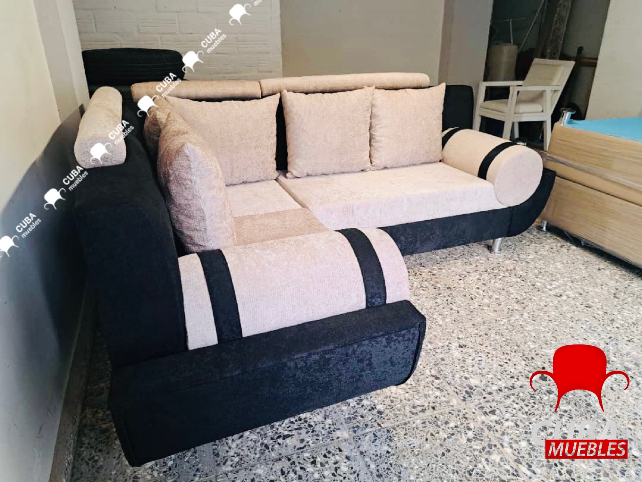 Esquinero CLEOPATRA - uno, esquina, dos.