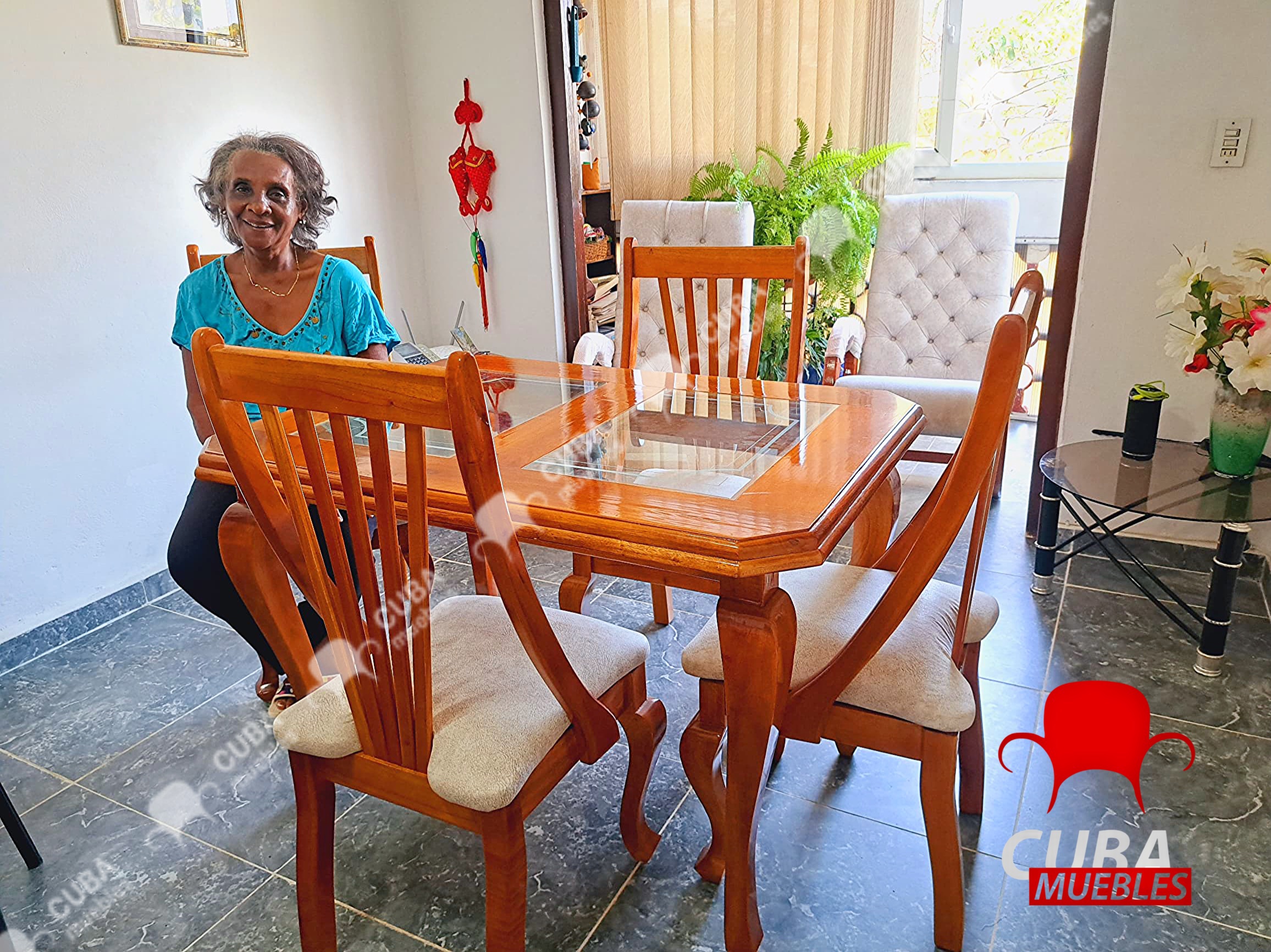 Comedor "Tropical" 4 sillas Madera color Natural