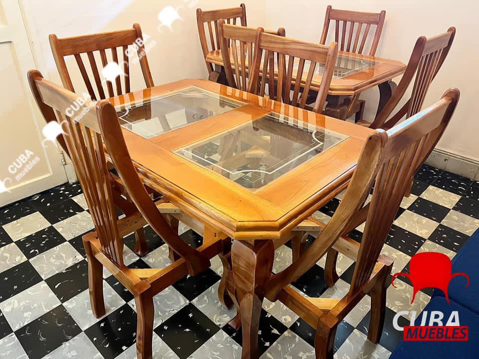 Comedor "Tropical" 4 sillas Madera color Natural