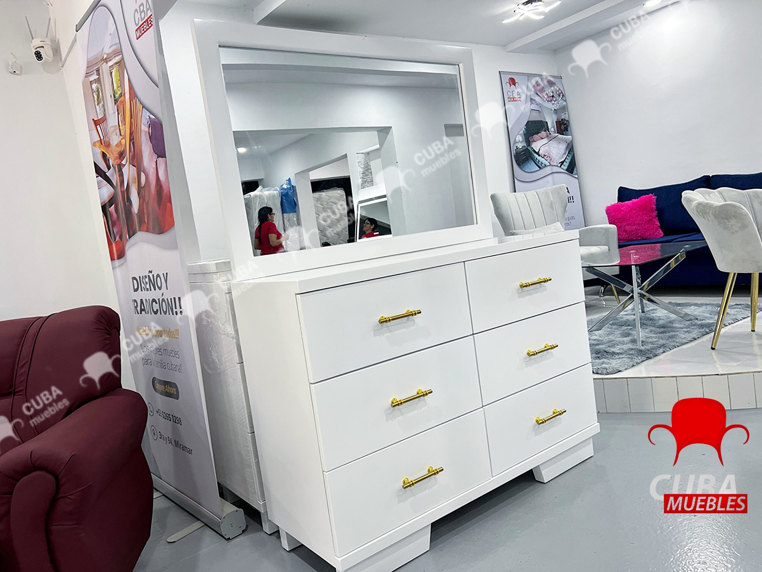 Cómoda 6 gavetas con espejo