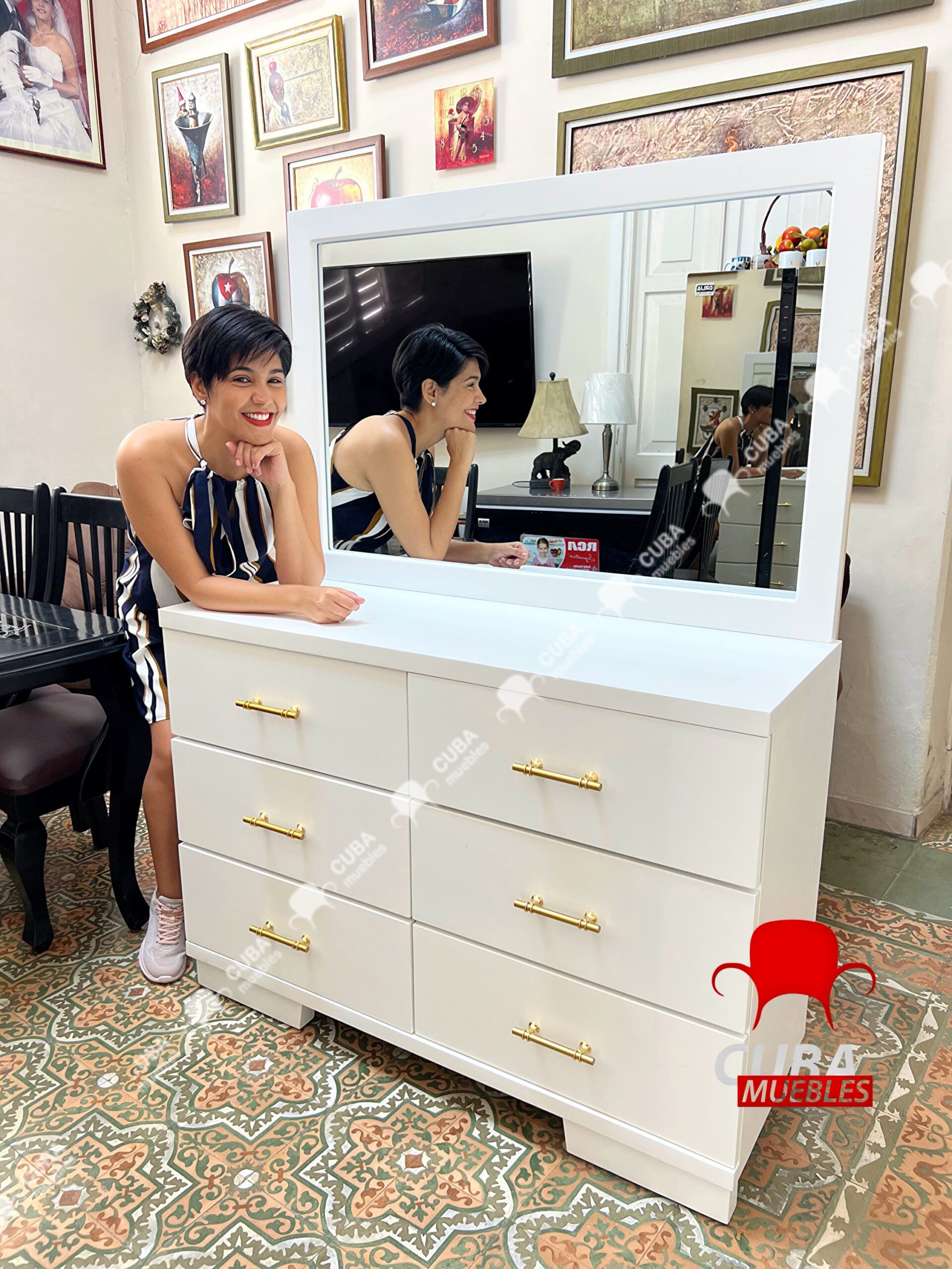 Cómoda 6 gavetas con espejo