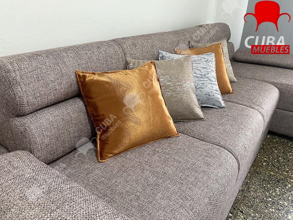 Andrea Tiny - Yute Gris