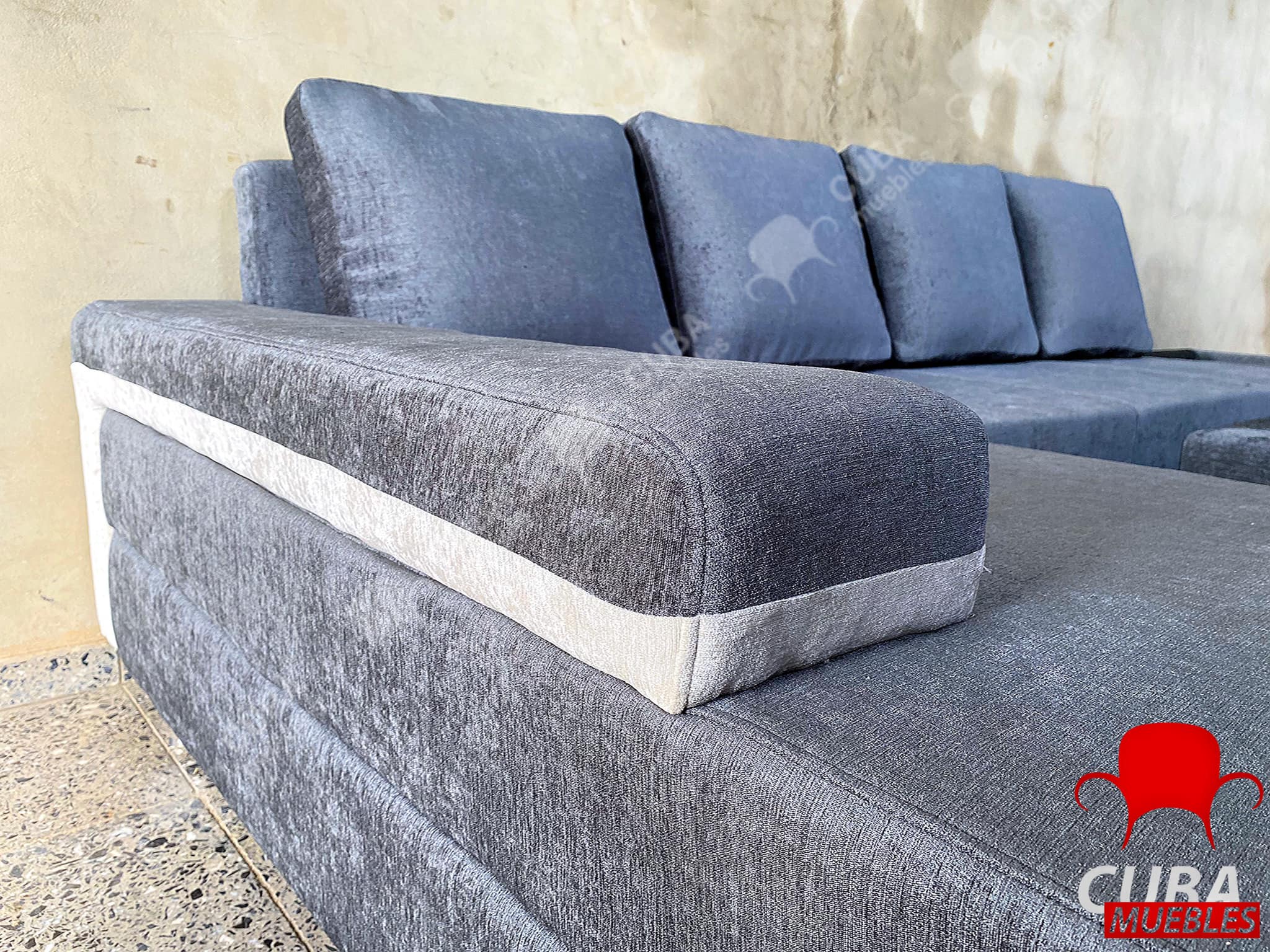 Roboto Esquinero en U