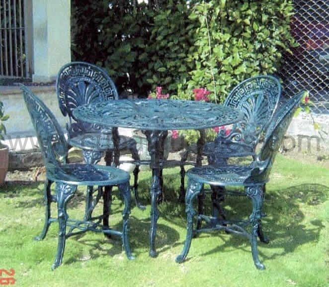 Set de Mesa y 4 Sillas - Terraza