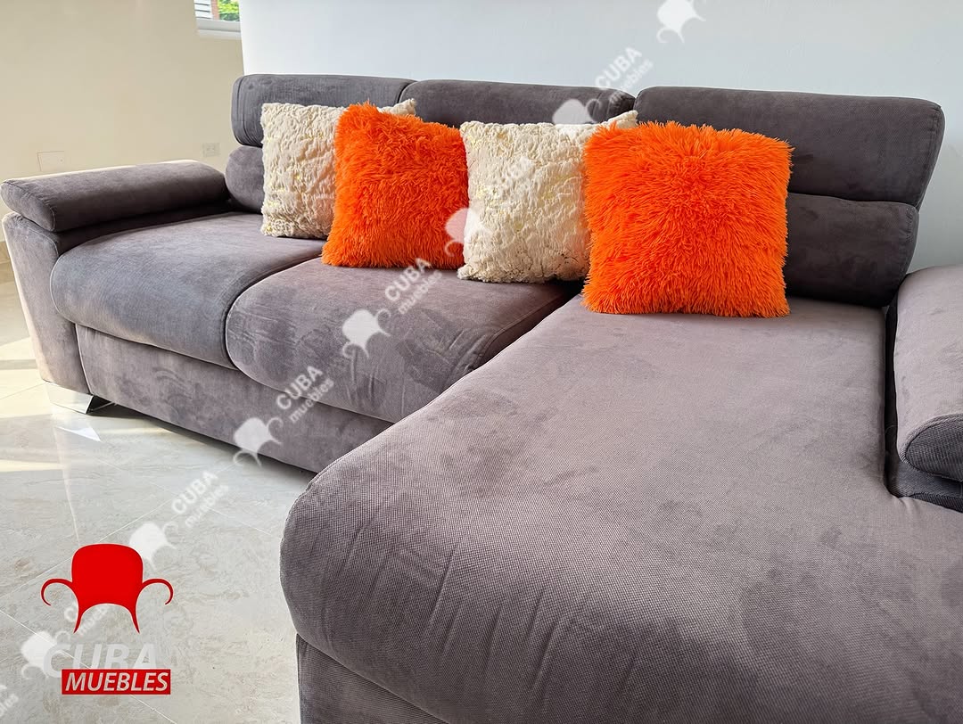 Andrea Tiny en Microfibra Gris Oscuro o Polipiel Gris