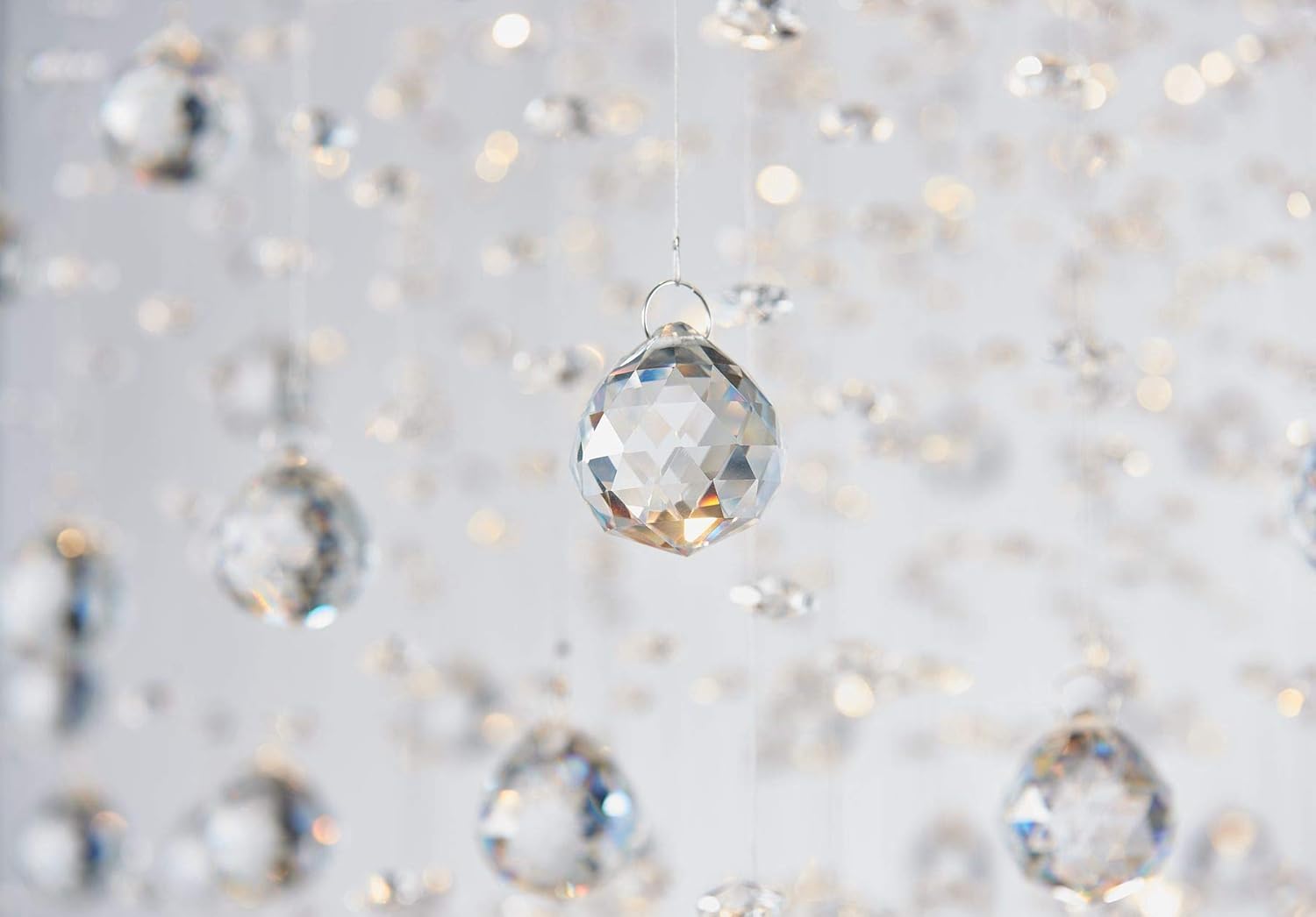 Bestier Moderno candelabro cuadrado de cristal con forma de gota de lluvia, iluminación empotrada, lámpara de techo LED para comedor, baño, dormitorio, sala de estar, 8 bombillas GU10, 22 pulgadas de ancho, 47 pulgadas de alto