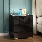 kepptory Mesita de noche inteligente negra con estación de carga inalámbrica y luces LED ajustables, mesa auxiliar de alto brillo con 3 cajones y carga USB, organizador de mesita de noche para uso en